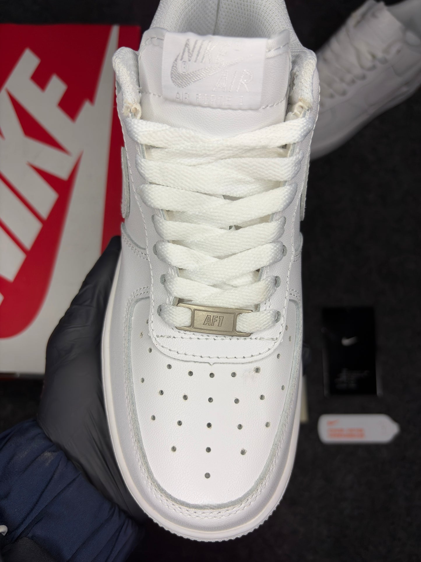 Nike Air Force 1 ’07 ‘Triple White’