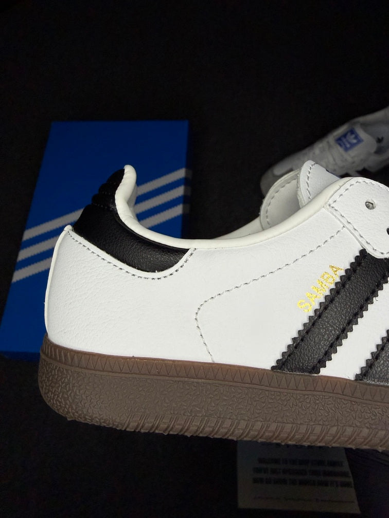 Adidas Samba OG                                             ‘White Black Gum’