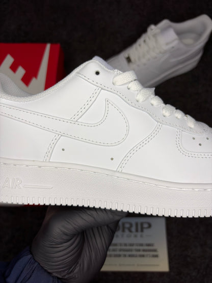 Nike Air Force 1 ’07 ‘Triple White’