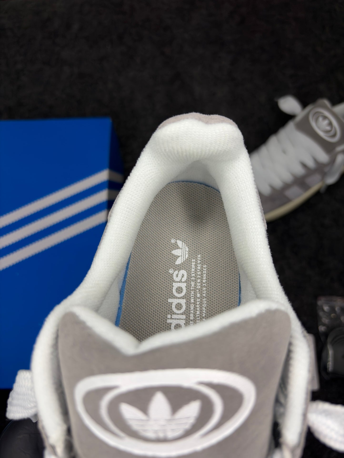 Adidas Campus 00s                       ‘Light Grey Gum’