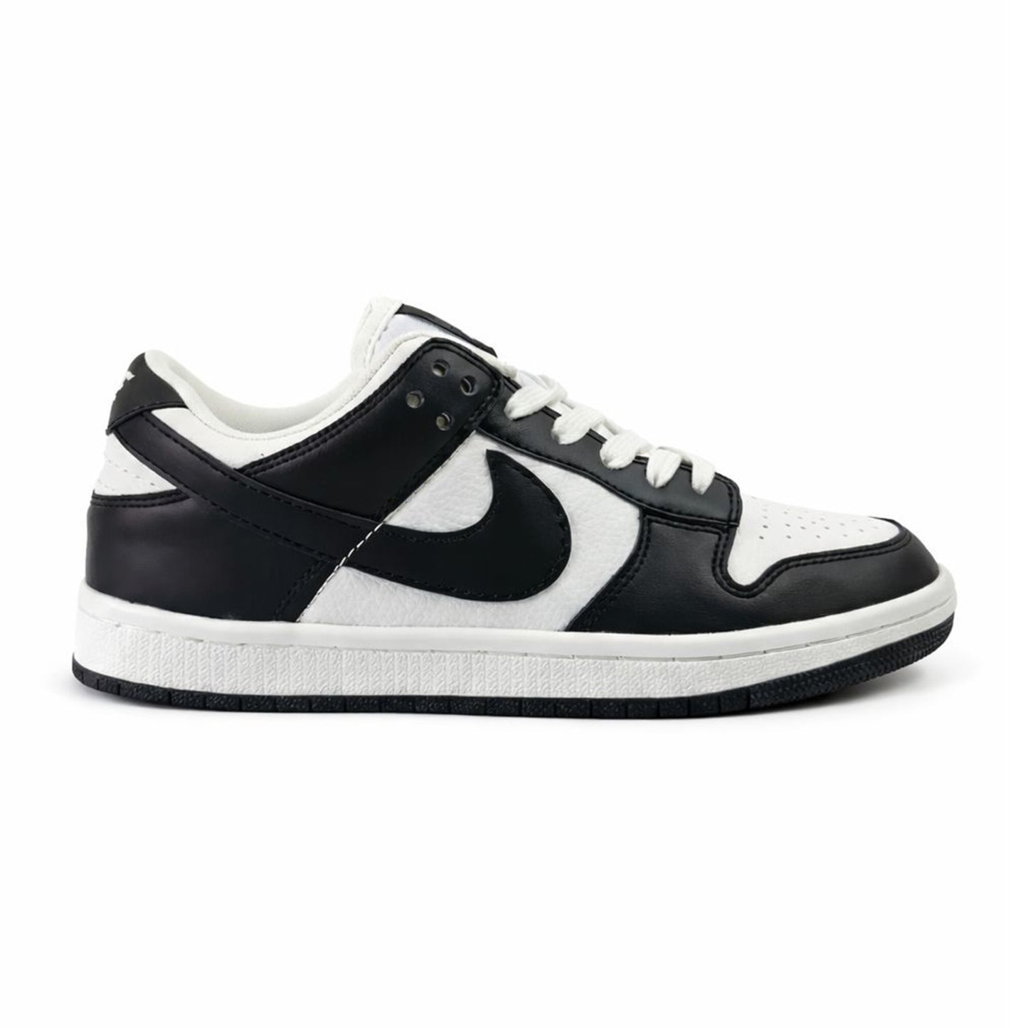 Nike SB Dunk Low ‘Black White Gum’