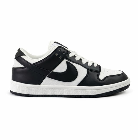 Nike SB Dunk Low ‘Black White Gum’