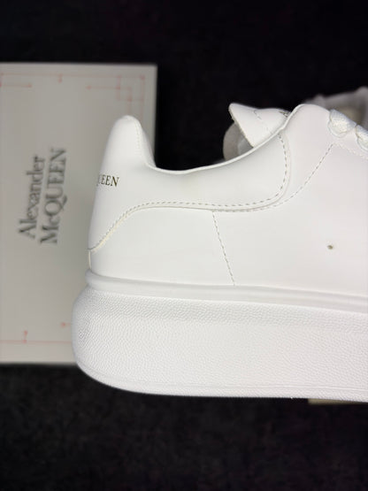 Alexander McQueen Oversized "White"