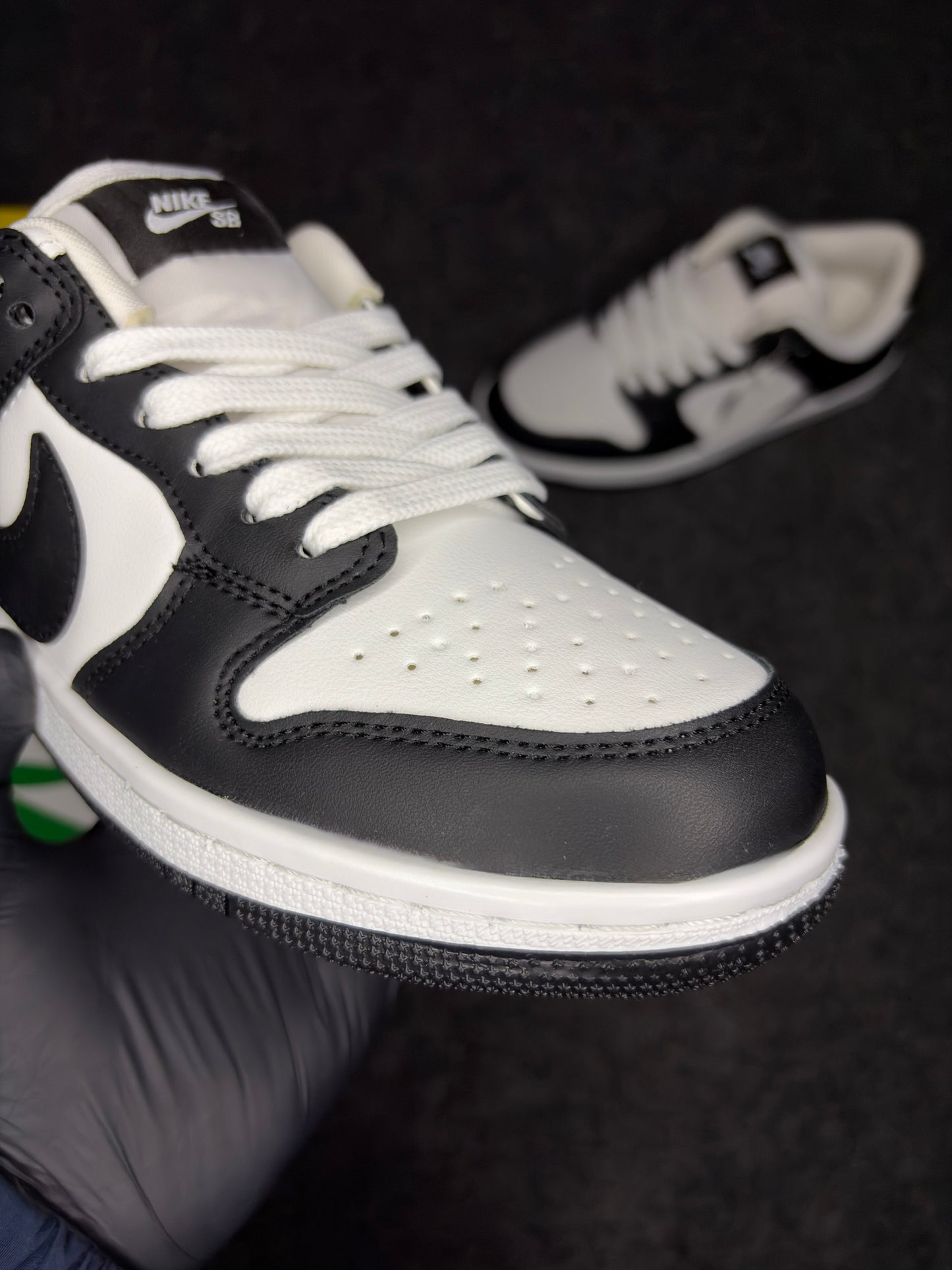 Nike SB Dunk Low ‘Black White Gum’