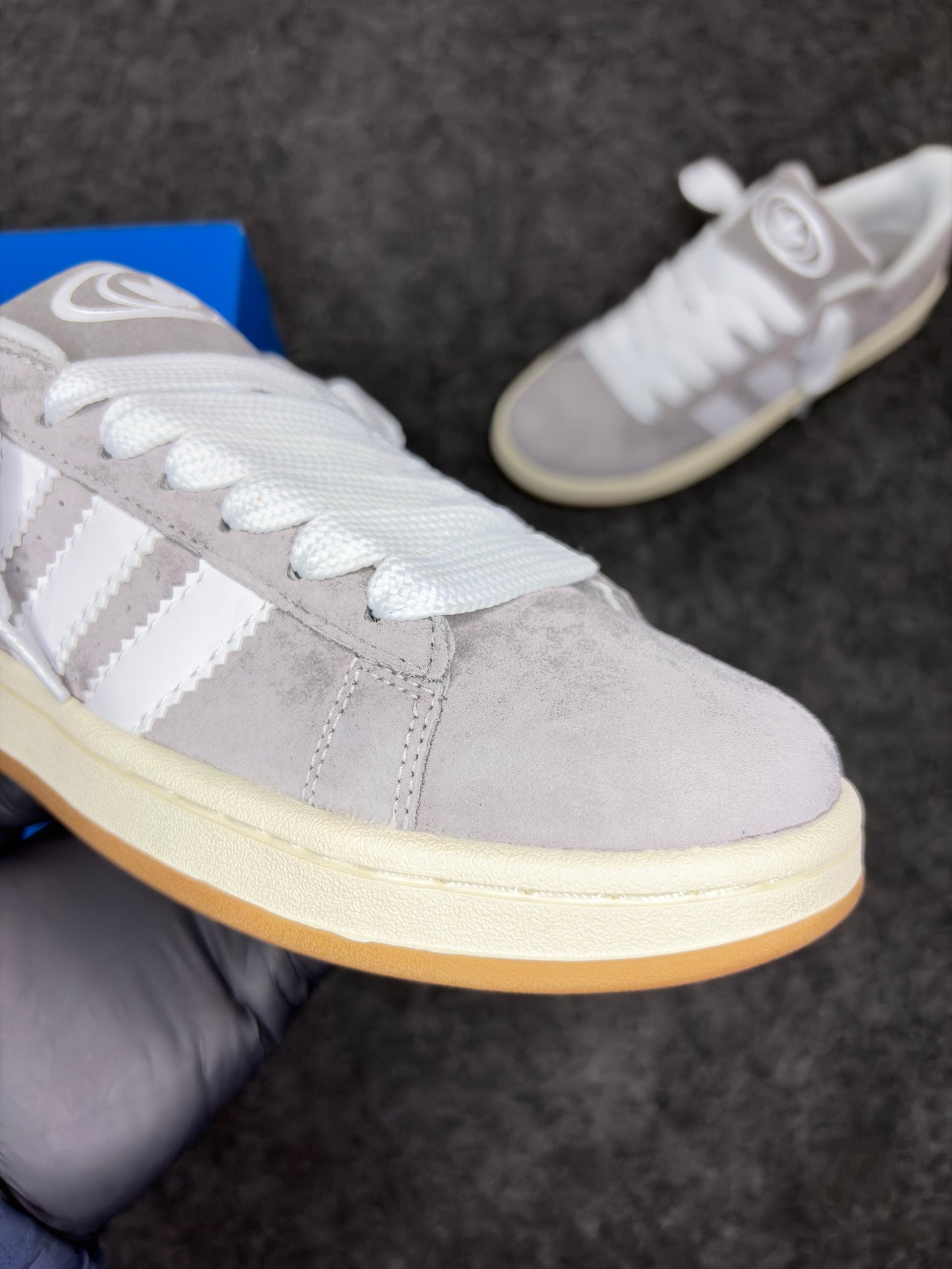 Adidas Campus 00s                       ‘Light Grey Gum’