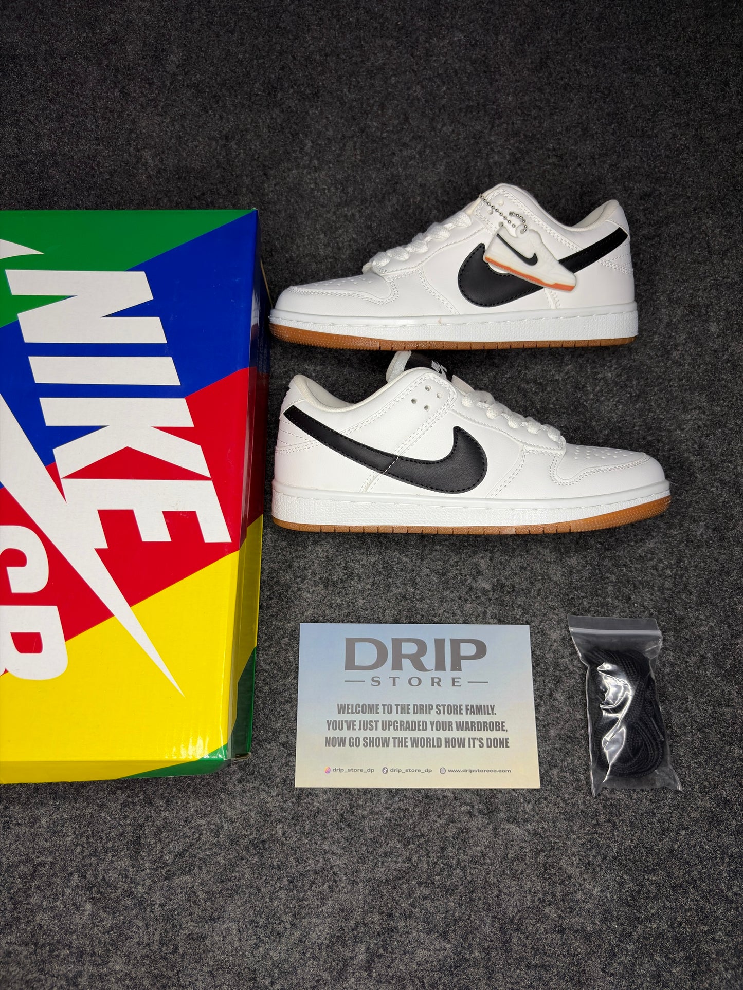 Nike SB Dunk Low ‘White Black Gum’