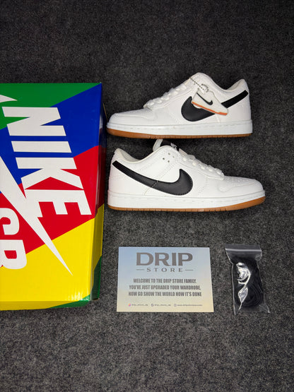 Nike SB Dunk Low ‘White Black Gum’
