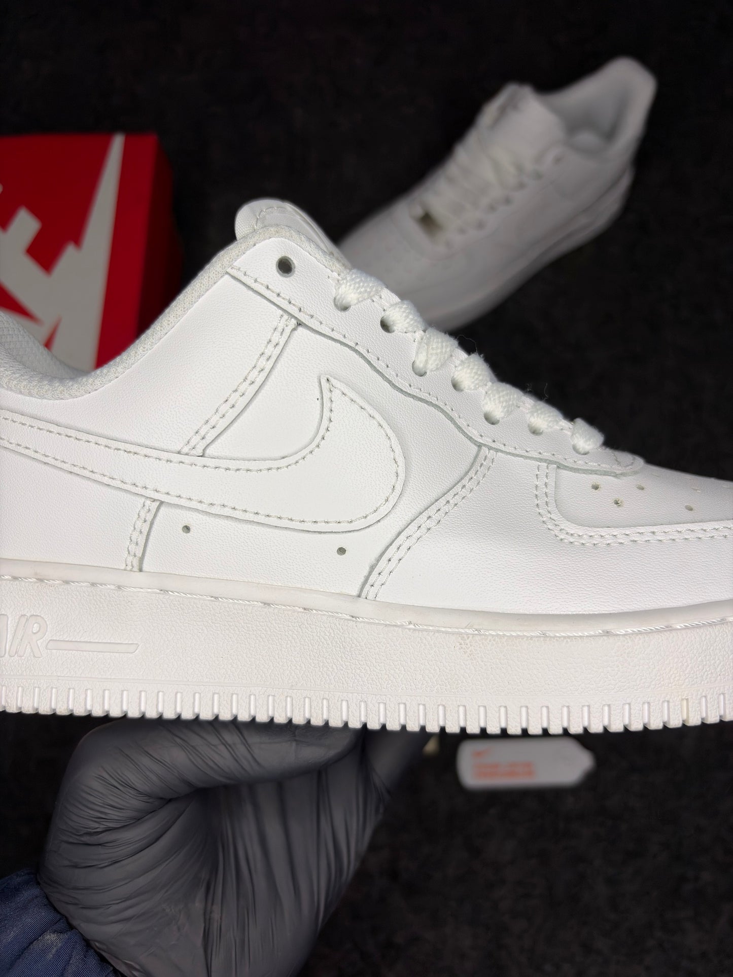 Nike Air Force 1 ’07 ‘Triple White’