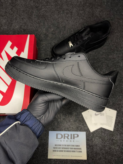 Nike Air Force 1 ’07 ‘Triple Black’