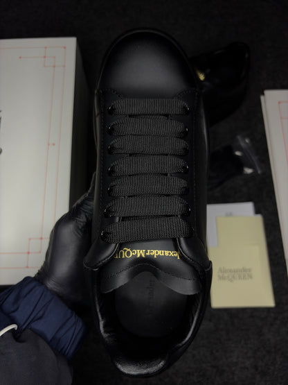 Alexander McQueen Oversized "Black"