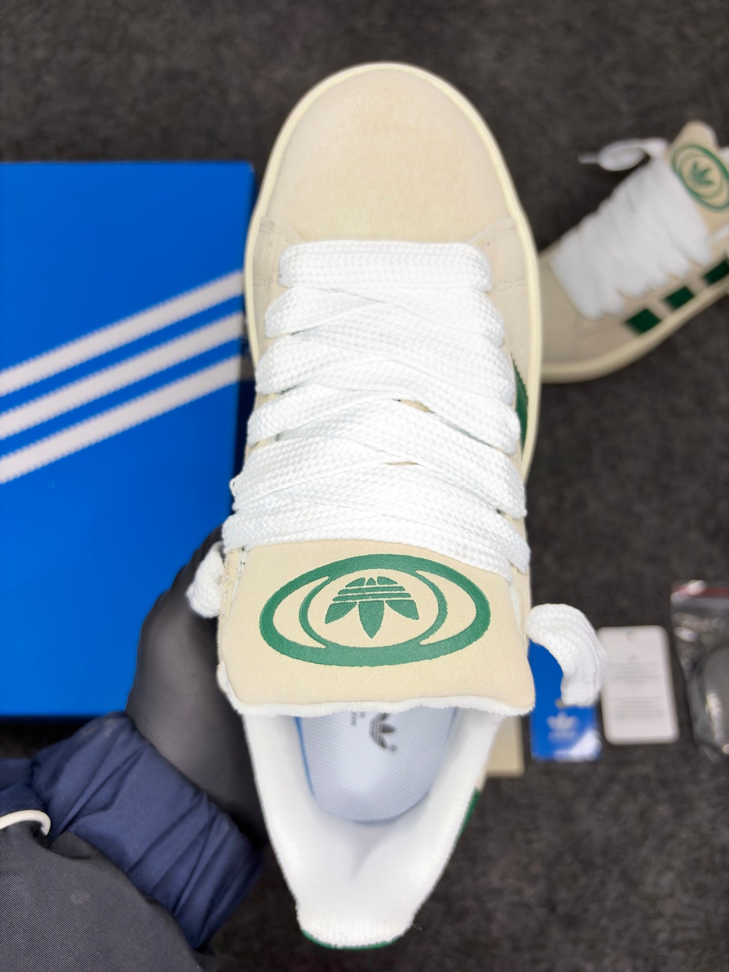 Adidas Campus 00s ‘Beige Green Gum’