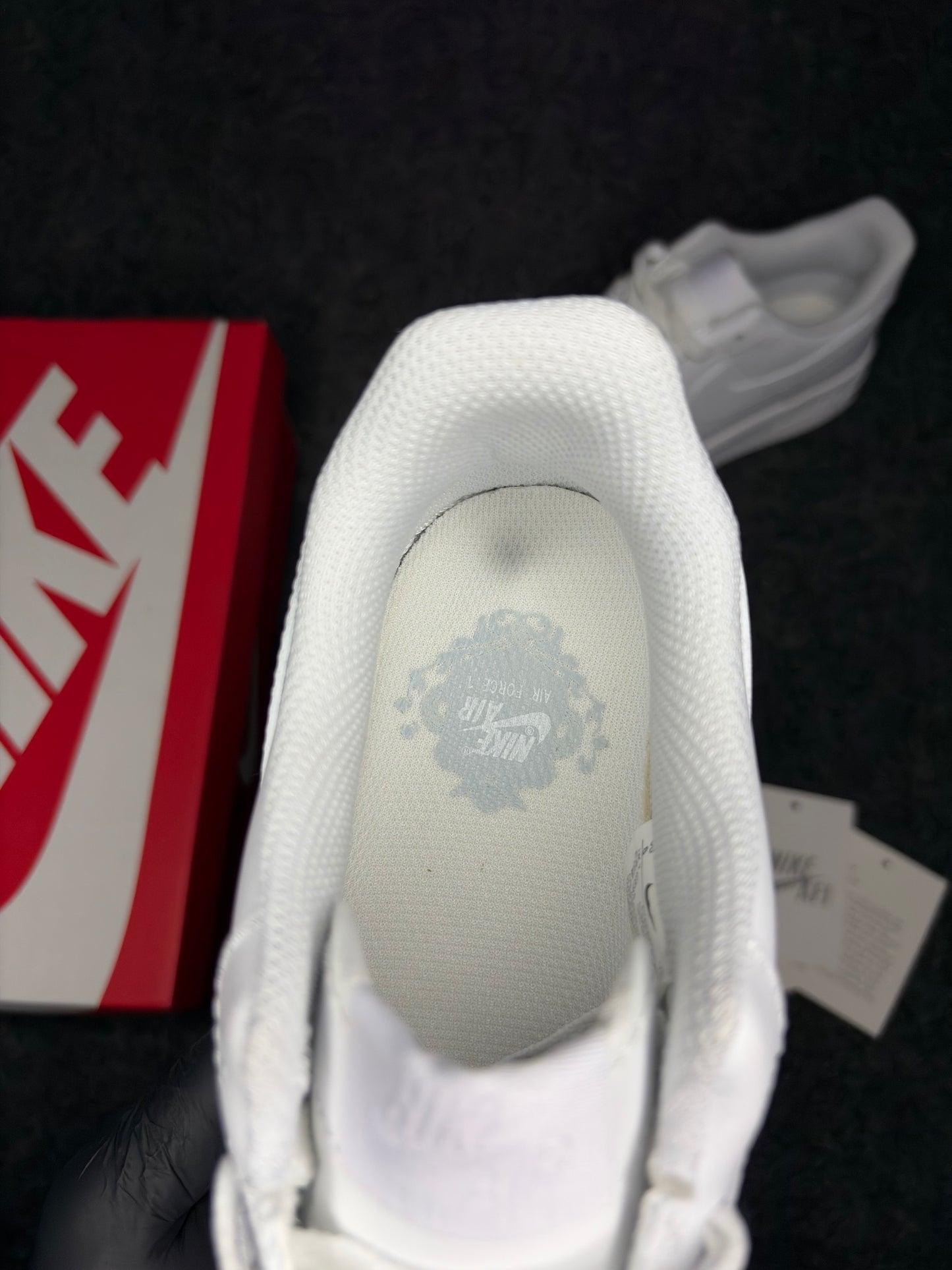 Nike Air Force 1 ’07 ‘Triple White’
