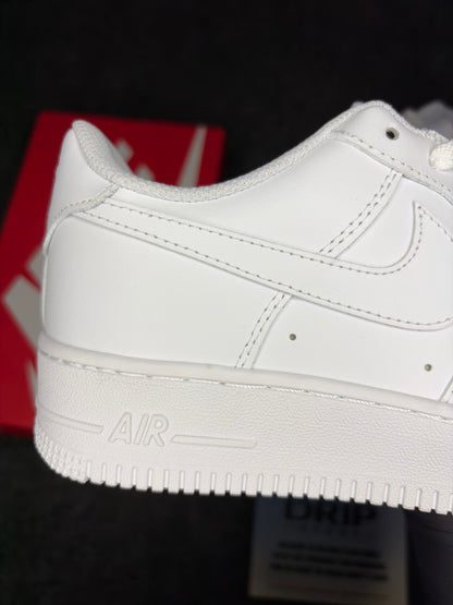 Nike Air Force 1 ’07 ‘Triple White’