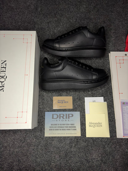 Alexander McQueen Oversized "Black"