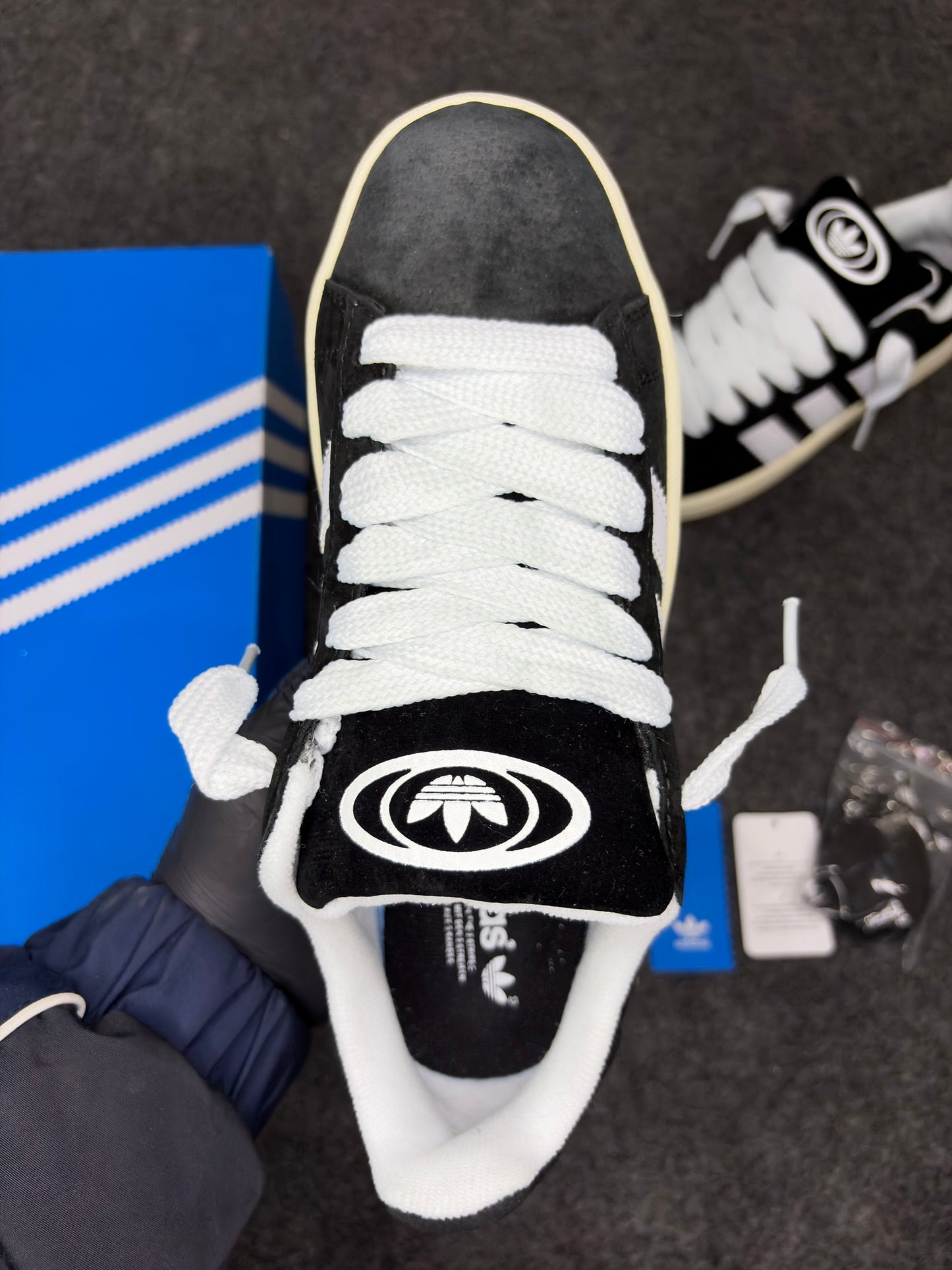 Adidas Campus 00s                       ‘Black white Gum’