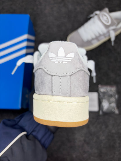 Adidas Campus 00s                       ‘Light Grey Gum’